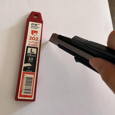 購入 精密18mmカッター刃、交換頻度とSK2高炭素鋼による正確な切断 オンライン製造