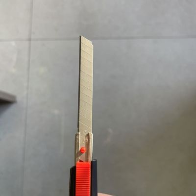 12枚刃 9mm カッター カーペットナイフブレード 厚さ0.35mm 60度 精密カット用
