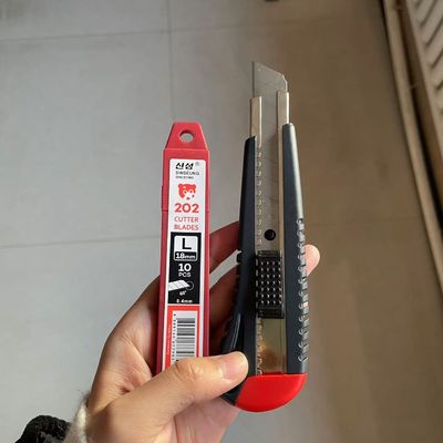 精密切断 18mm スナップオフ刃物 卸貨 シルバー 8 セグメント 0.5mm 厚さ