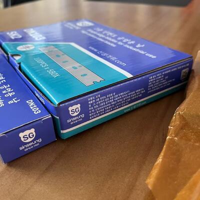 高炭素鋼の刃切断機 2 ライン Num 耐久性のある作業と重い切断作業に最適