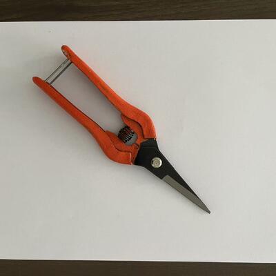 総長 19.5 Cm ハードウェア・シザー エルゴノミック ハンドルタイプ 切断性能のための鉄ハンドル素材